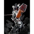 『ガンダム サンダーボルト』より、ガンプラ「フルアーマー・ガンダム」が本日16日12時より再販！頭部・シールドの破損表現がリアル