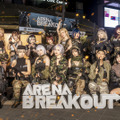 武装少女『Arena Breakout』／うさぉ、Momoko葵葵、Natsume、シスル、つんこ、ろむ、くらる、めんはむ、立花 繭子、立花みりか、めでぃ、JILL、桜井エミリア、倉地那侑、なを。、雪野なな、粉塵合成素材：KAZUMA（X：@kazuma_aono）