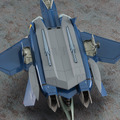 「マクロスプラス」もうひとつの主役「YF-21」がフォールドブースター&ファストパック付きでプラモデルになって登場