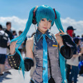 初音ミク／mayu_ronne（X：@mayu_ronne）、撮影：tama（X：@tama_0811_）