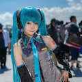 初音ミク／mayu_ronne（X：@mayu_ronne）、撮影：tama（X：@tama_0811_）