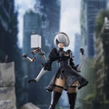 この太もも動かせるぞ！「NieR:Automata Ver1.1a」より「2B」がfigma化―ディスプレイを盛り上げる「ポッド０４２」「白の契約」なども付属