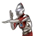 スペシウム光線！初代「ウルトラマン」より美しき「Bタイプ」スーツの1/6スケールフィギュアが復刻―目やタイマーの発光ギミックも搭載