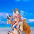 ウィンクする表情や佇まいが愛らしい！『FGO』より水着姿の「玉藻の前」がフィギュア化―最終再臨を常夏感たっぷりに再現