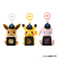 ピカチュウと『ポケカ』を一緒に飾れる！ 可愛い“ぬいぐるみ”が7月18日発売―イーブイ、ミュウもラインナップの便利アイテム