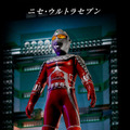 「ウルトラセブン」より「ニセ・ウルトラセブン&アギラセット」が予約受付開始！発光ギミック搭載、サロメ星人の秘密工場イメージ台紙で劇中再現