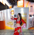 【TGS 2012】ハンコックの「メロメロ甘風」で思わず石化・・・バンナムブースの美人コンパニオンをフォトレポート