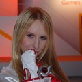 【TGS 2012】ハンコックの「メロメロ甘風」で思わず石化・・・バンナムブースの美人コンパニオンをフォトレポート