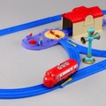 ウィルソンと回転台はじめてセット　（C）フジテレビ　(C) Ludorum Plc, TOMY International, Inc. 2012 Chuggington (R) is a registered trademark of Ludorum plc.