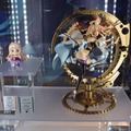 【ニコニコ超会議2】黒雪姫や深海少女など、新作フィギュアが展示された「グッスマブース」