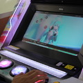 あまりの爽快感に、思わず両手をクロスさせてまった『初音ミク Project DIVA Arcade Future Tone』のファーストインプレッション