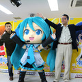 『初音ミク Project mirai 2』体験会はミクダヨー降臨でアイドル撮影会に!?『ぷよぷよ』とのコラボ経緯からビッグエコーとのコラボルーム視察レポート