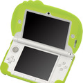 サイバーガジェット、ガチャピンの顔がキュートな3DS LL用「ガチャピン×ムック シリコンカバー」を2月7日に発売