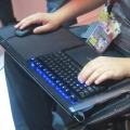 【E3 2014】Alienwareが投入するSteam専用ゲームPC「Alienware Alpha」を触ってみた