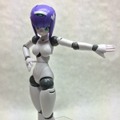 【日々気まぐレポ】第92回 ロボット新人類「ポリニアン」初の塗装済完成品、クローバちゃんで遊んでみた