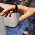 【E3 2015】指輪型コントローラー「Nod Ring」にチャレンジー特殊周辺機器レポート