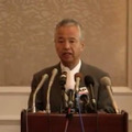 TPP閣僚会合 甘利経済再生担当大臣 記者会見の様子（YouTubeより）