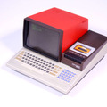 1979年のPC「MZ-80C」が1/4サイズで復活！ 最新のBASIC環境やエミュレーション機能を搭載