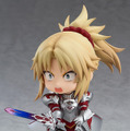 「Fate/Apocrypha」“赤”のセイバーがねんどろいど化―不貞隠しの兜も付属！