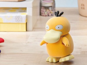 『ポケモン』呼びかけると歌って歩く！いろいろなアクションで応える「コダック」のおもちゃが8月3日より発売 画像