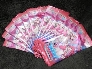 CRやぶいすぽっ！など格ゲーマーが大集結！ゲーム配信者のTCG『クロスタ』第2弾、開封&元ネタをピックアップしてご紹介―どれもお馴染みの名シーンばかり 画像