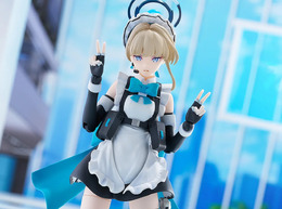 「ピース、ピース」も再現できる！？『ブルアカ』メイド姿のトキがプラモデルで登場―豊富な装備品と専用台座が付属