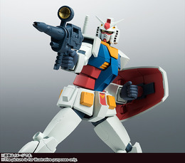 懐かしくも迫力満点！2016年発売の「RX-78-2 ガンダム」「シャア専用ザク」ら3商品がROBOT魂より再販