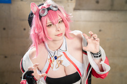 ラオーラ・パンテーラ/ユリコタイガー(X:@YURIKOTIGER)