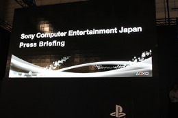 【TGS 2010】足元は好調、モンハンモデルPSPも登場～SCEプレスカンファレンス(1)