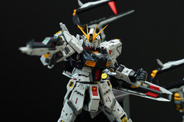 「PGU νガンダム」から「フルアーマーZZガンダム Ver.Ka」、「グスタフ・カール00型」まで、宇宙世紀を駆け抜けたMSの展示が熱い!【イベントレポート】