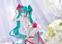 「レーシングミク」誕生15周年記念!望月けい氏デザインによる、鮮やかリボンと純白のドレスに身を包む特別な姿が立体化