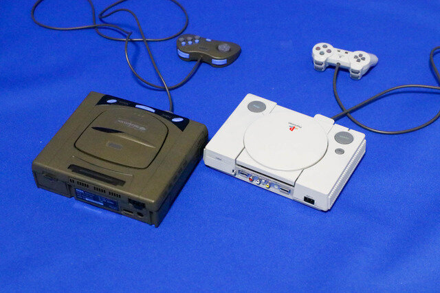 バンダイ2/5「セガサターン」プラモレビュー……90年代ゲームハードが模型として蘇る【ゲーム系プラモって実際どう？】