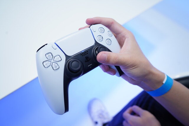 PS5本体＆新コントローラー・DualSenseを体験―動画と写真で舐めるように観てみよう