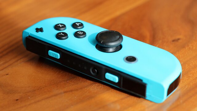 あなたが使ってるコントローラー、意外と汚いかも…？ 年末の大掃除でいつもの相棒も綺麗にしよう！【年末年始特集】