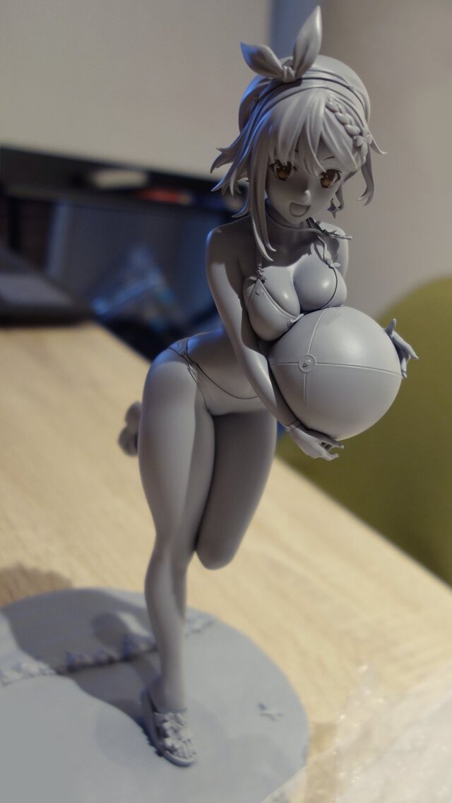 水着ライザの健康美、監修段階でこの破壊力…！「どことは言いませんが」とトリダモノ氏も絶賛