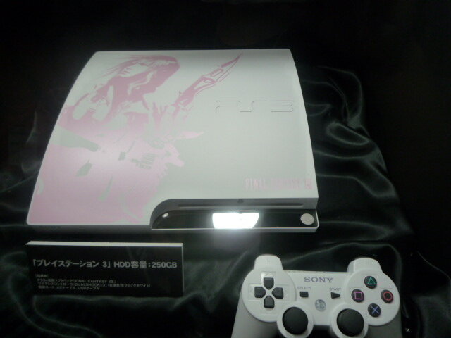 【TGS2009】250GBのHDDを搭載！『FFXIII』限定モデルのPS3を展示、エリクサーのデザイン缶も公開