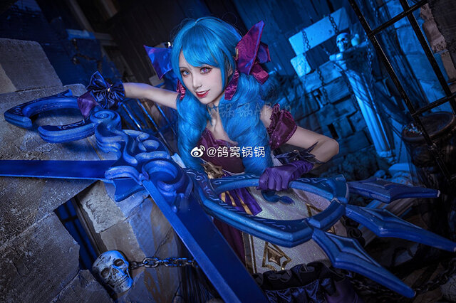 グウェン『League of Legends』／モデル：鳩