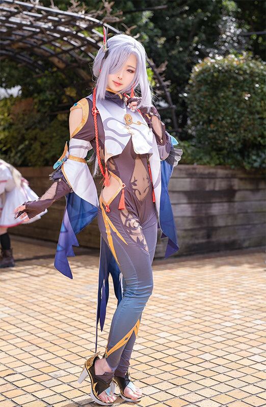 申鶴『原神』/モデル:一条はな、撮影:tama