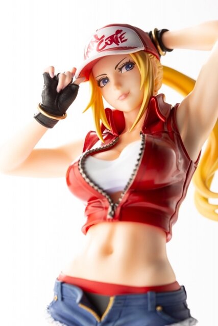 女体化した「テリー・ボガード」がフィギュアに！『SNKヒロインズ』の世界観を再現、山下しゅんや氏のイラストを立体化