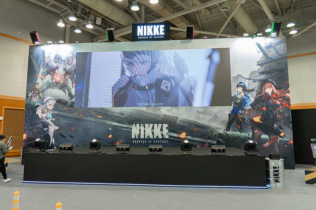 【G-STAR 2022】『NIKKE』ラピのコスプレイヤーはクールビューティー！抜群のポージングで魅せる【写真14枚】
