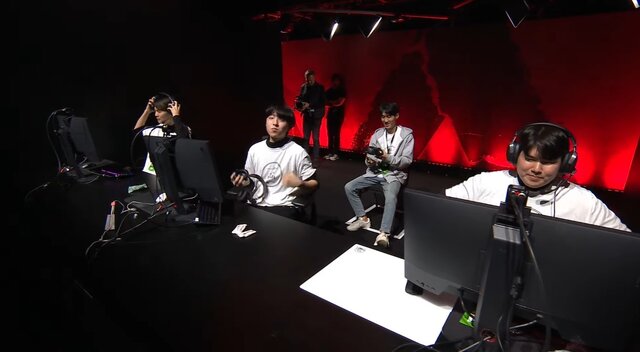 YouTube「ALGS Year 3 Split 1 Playoffs - Day 2 Groups | Apex Legends」より