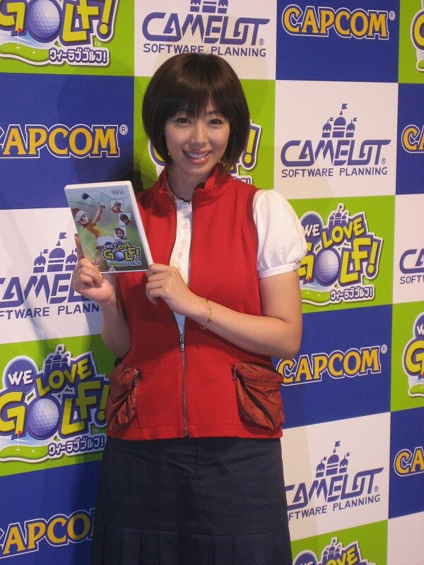 【CAPCOM Wii&DS新作タイトル発表会】井上和香さん囲み取材