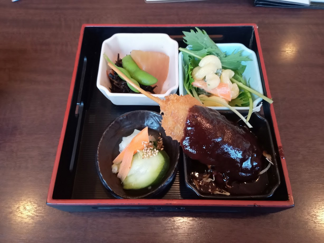 『ミリオン』×「でらます」を思う存分楽しむ！名古屋の観光地や食事、10thツアー会場の様子などお届け【現地レポート】