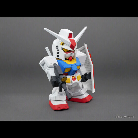 SDガンダム「RX-78-2 ガンダム」と「RX-77-2 ガンキャノン」がビッグサイズに！ソフビフィギュアが本日4日11時より予約受付開始