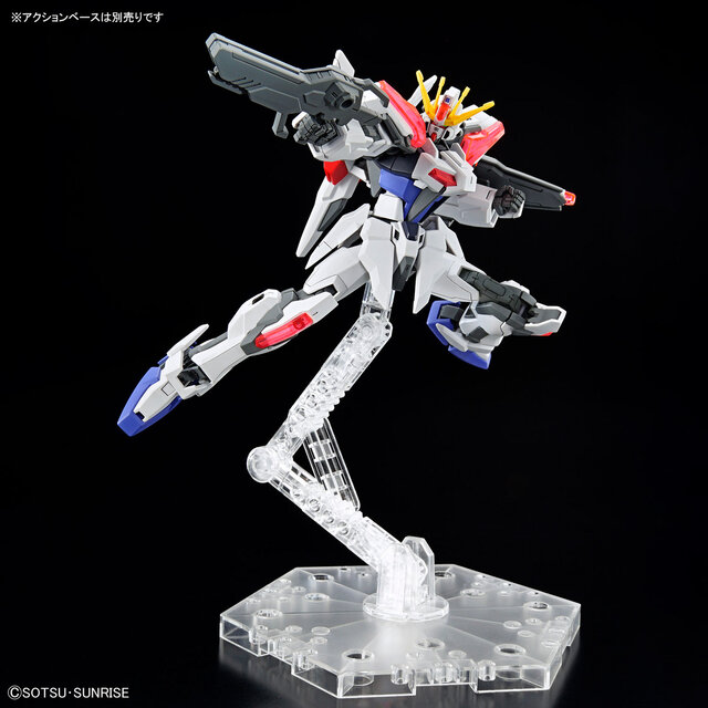 新作ガンプラ「ラーガンダム」「ビルドストライク」発売！自由自在なポージングも魅力