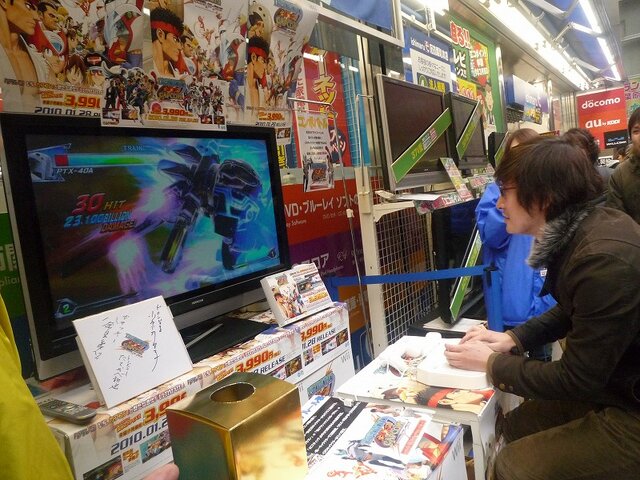 『TATSUNOKO VS. CAPCOM UAS』店頭イベント、コンボバトル大会が大いに盛り上がる