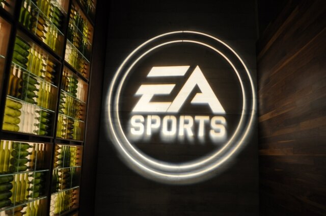 EA SPORTS SEASON OPENER(1)