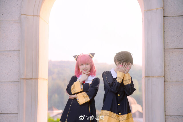 アーニャ、ダミアン「SPY×FAMILY」／修老虎（X：@taigaxiu）、打奶茶-修二（Weibo：打奶茶-修二）