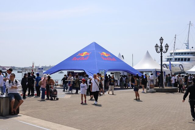 ZETA DIVISIONの「西ファラZ輔」が飛んだ！ぶっ飛んでる奴らが優勝の「Red Bull Flight Day 2024」現地レポート