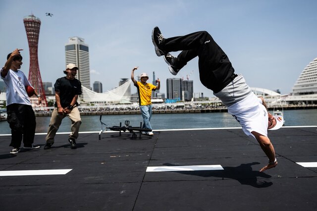 ZETA DIVISIONの「西ファラZ輔」が飛んだ！ぶっ飛んでる奴らが優勝の「Red Bull Flight Day 2024」現地レポート